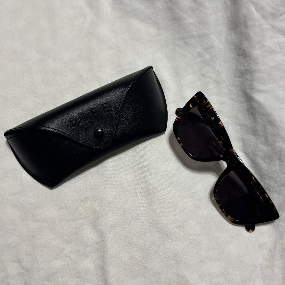Diff Sunglasses - image 2